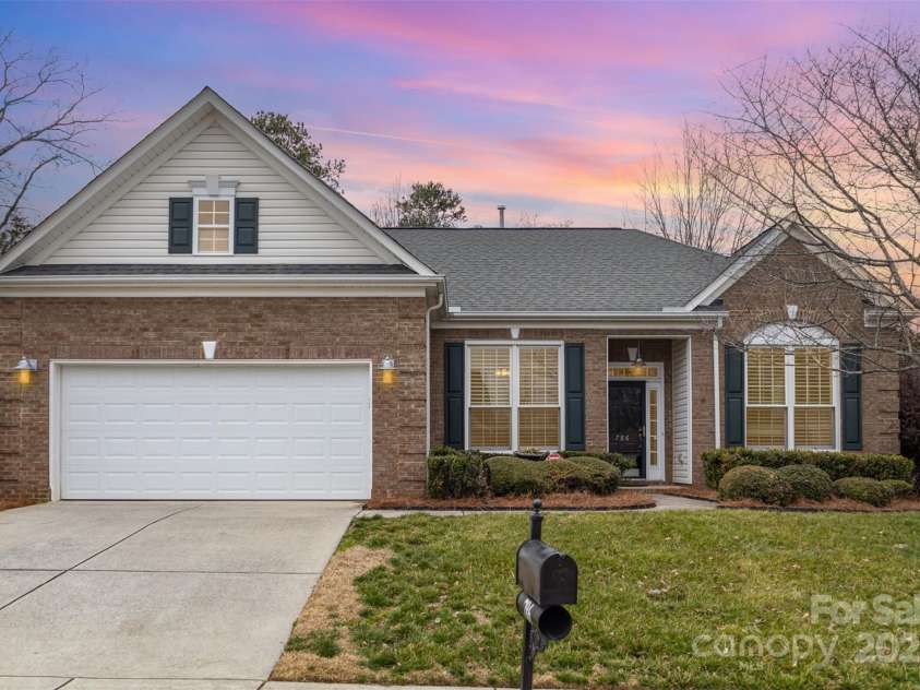 786 Platinum Drive, Fort Mill, SC 29708.  MLS# CAR4223817, YatesRealty ID 10421. 