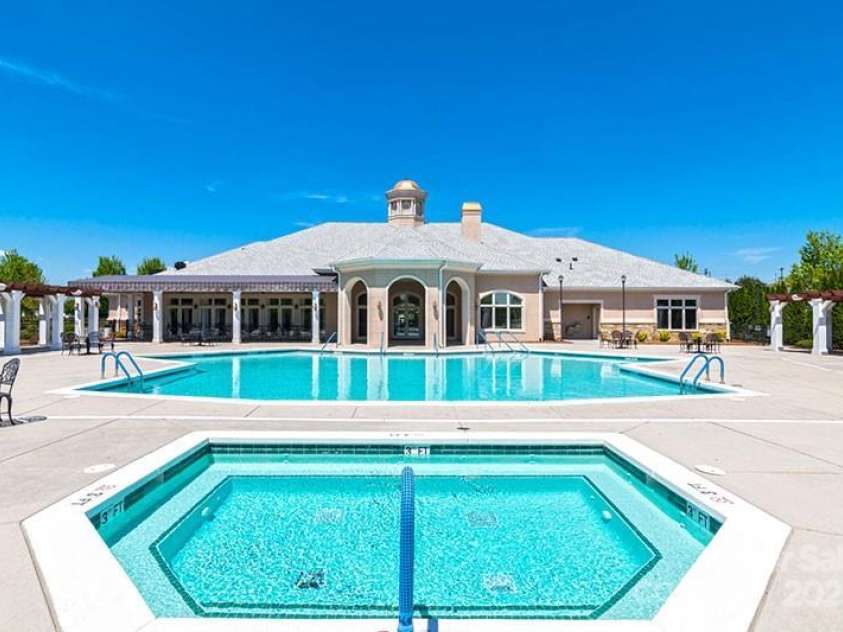 786 Platinum Drive, Fort Mill, SC 29708.  MLS# CAR4223817, YatesRealty ID 10421. 