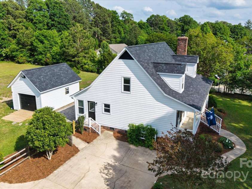 1920 Williford Woods Lane, Rock Hill, SC 29730.  MLS# CAR4252025, YatesRealty ID 10422. 