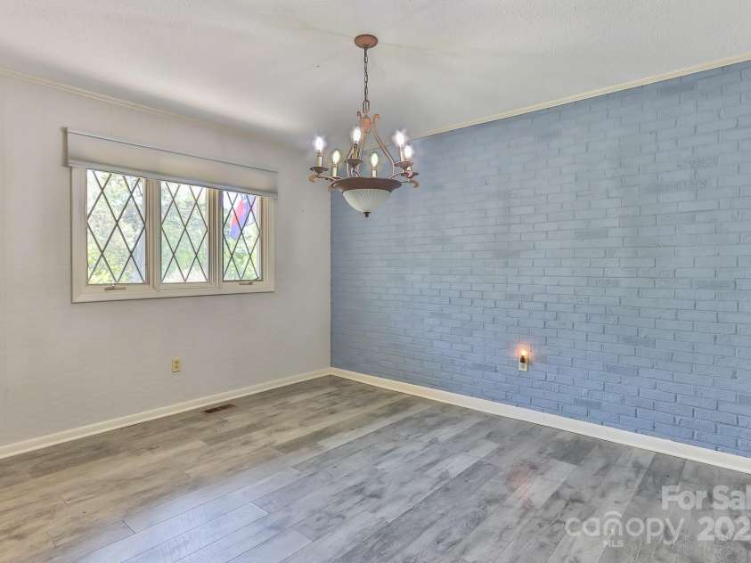 2466 Sweetbriar Circle, Lenoir, NC 28645.  MLS# CAR4247883, YatesRealty ID 10423. Dining room