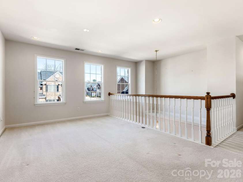 429 Eberle Way, Matthews, NC 28105.  MLS# CAR4352539, YatesRealty ID 10424. Loft