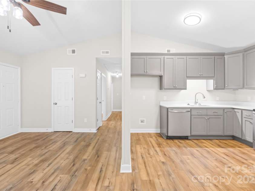 10200 Cairnsmore Place, Mint Hill, NC 28227.  MLS# CAR4253856, YatesRealty ID 10425. 