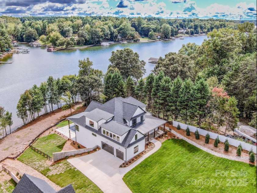 110 Emmaline Court, Troutman, NC 28166.  MLS# CAR4150553, YatesRealty ID 10426. 