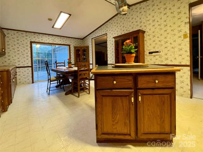 784 Fred Holcombe Road, Mars Hill, NC 28754.  MLS# CAR4251876, YatesRealty ID 10427. 