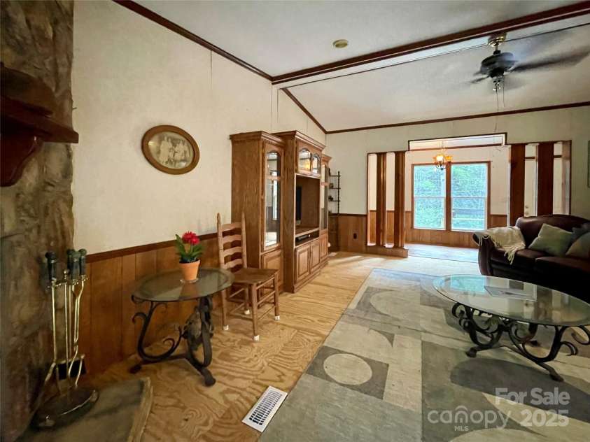 784 Fred Holcombe Road, Mars Hill, NC 28754.  MLS# CAR4251876, YatesRealty ID 10427. 