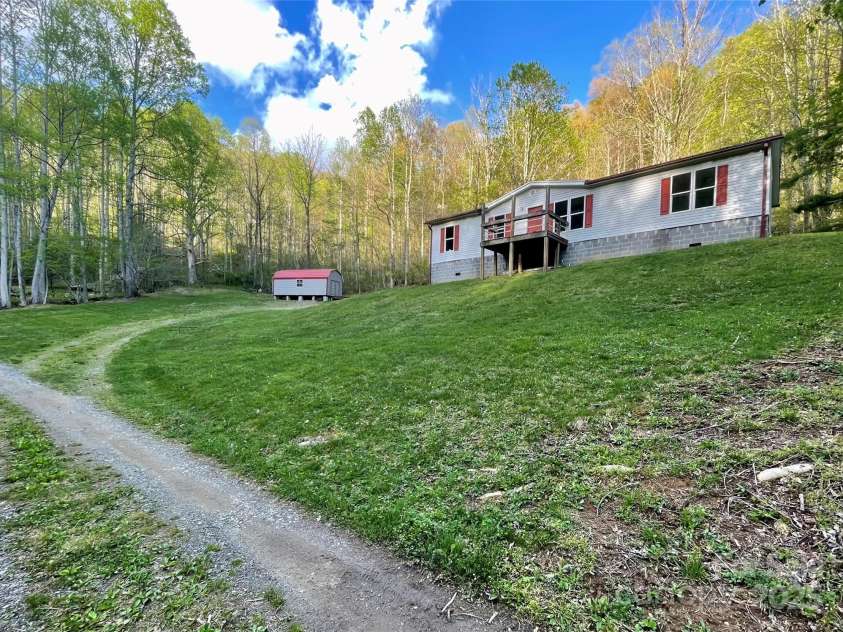 784 Fred Holcombe Road, Mars Hill, NC 28754.  MLS# CAR4251876, YatesRealty ID 10427. 