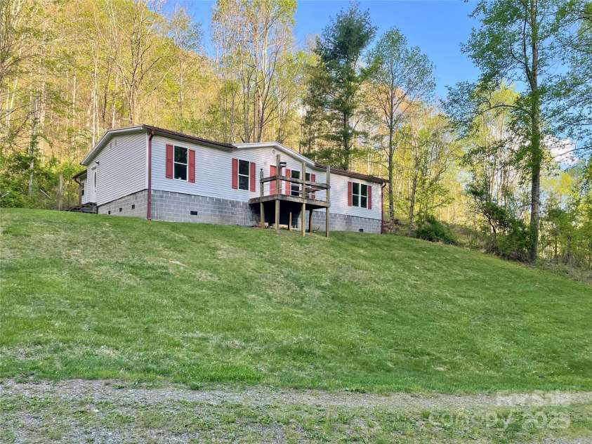 784 Fred Holcombe Road, Mars Hill, NC 28754.  MLS# CAR4251876, YatesRealty ID 10427. 