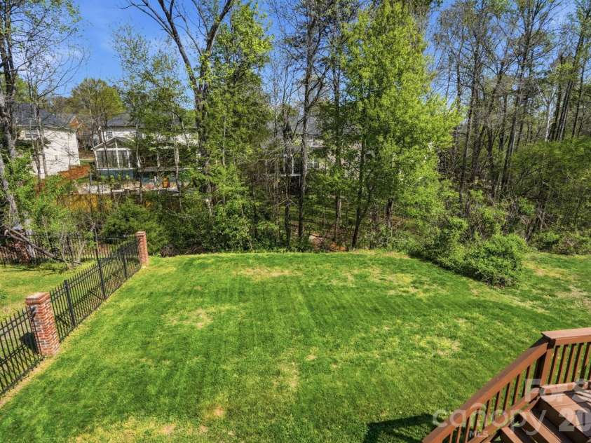 10056 Paisley Drive, Charlotte, NC 28269.  MLS# CAR4364202, YatesRealty ID 10429. Additional view of the backyard.