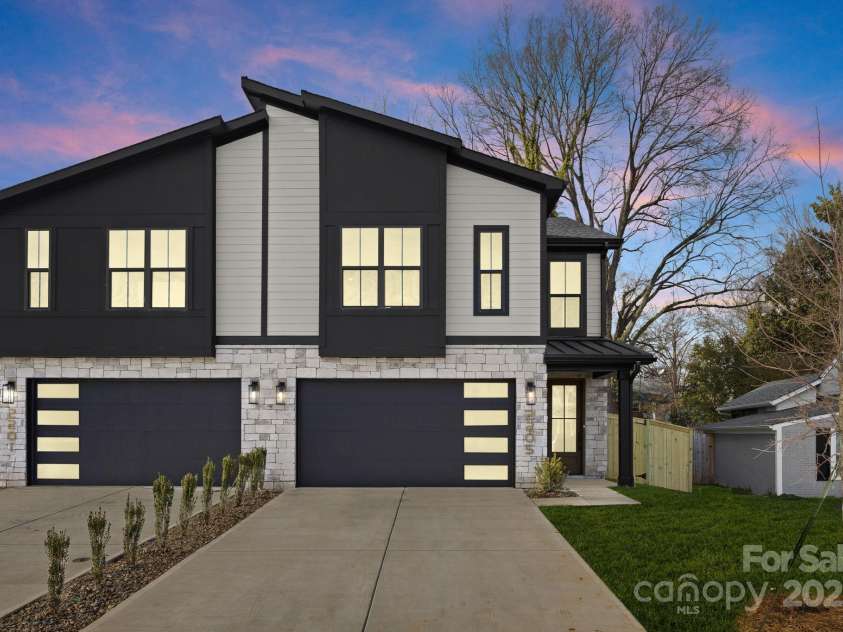 2205 Catalina Avenue, Charlotte, NC 28206.  MLS# CAR4203101, YatesRealty ID 10429. 