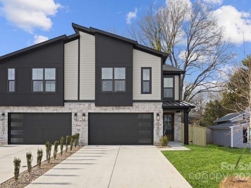 2205 Catalina Avenue, Charlotte, NC 28206.  MLS# CAR4203101, YatesRealty ID 10429. 