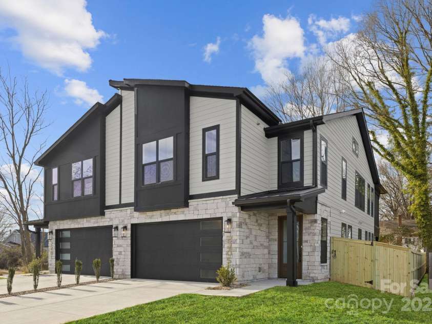 2205 Catalina Avenue, Charlotte, NC 28206.  MLS# CAR4203101, YatesRealty ID 10429. 