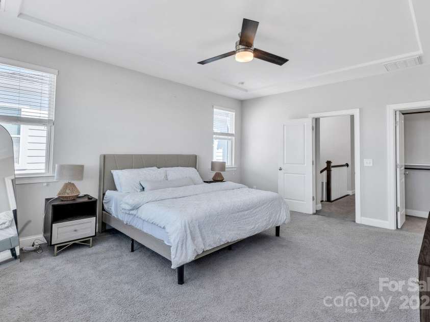 2551 Statesville Avenue, Charlotte, NC 28206.  MLS# CAR4318721, YatesRealty ID 1043. 