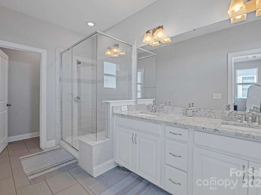 2551 Statesville Avenue, Charlotte, NC 28206.  MLS# CAR4318721, YatesRealty ID 1043. 