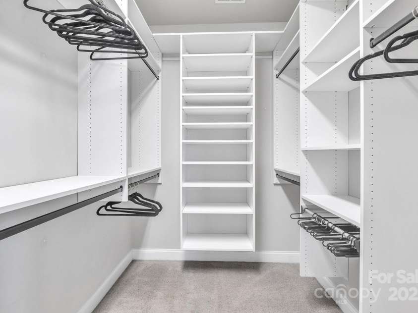 2551 Statesville Avenue, Charlotte, NC 28206.  MLS# CAR4318721, YatesRealty ID 1043. 