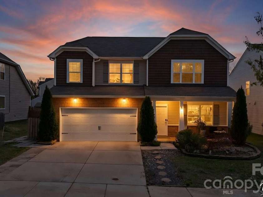 6907 Agnew Drive, Charlotte, NC 28273.  MLS# CAR4364193, YatesRealty ID 10430. 