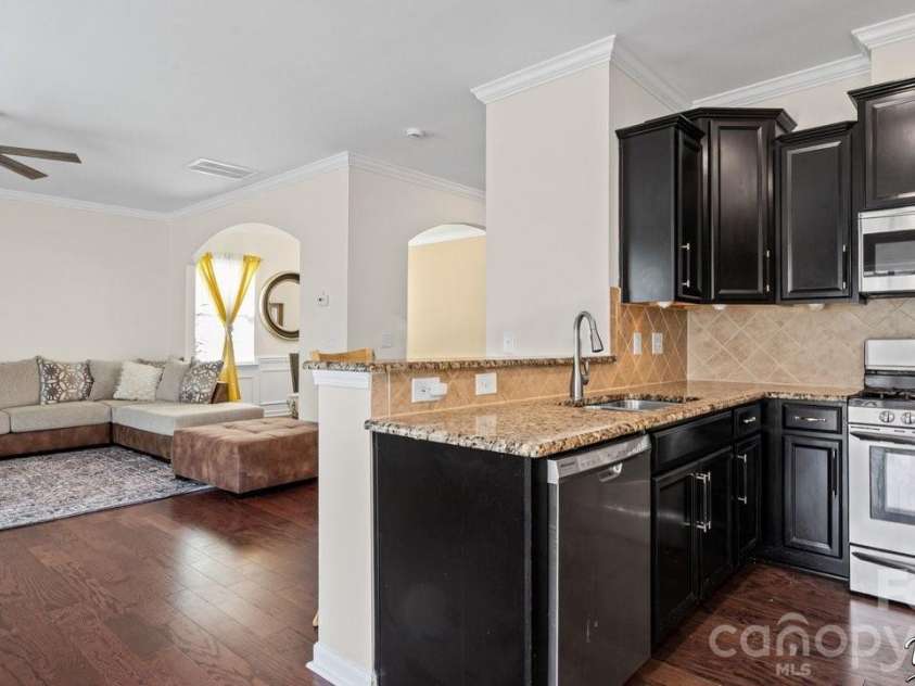 6907 Agnew Drive, Charlotte, NC 28273.  MLS# CAR4364193, YatesRealty ID 10430. 