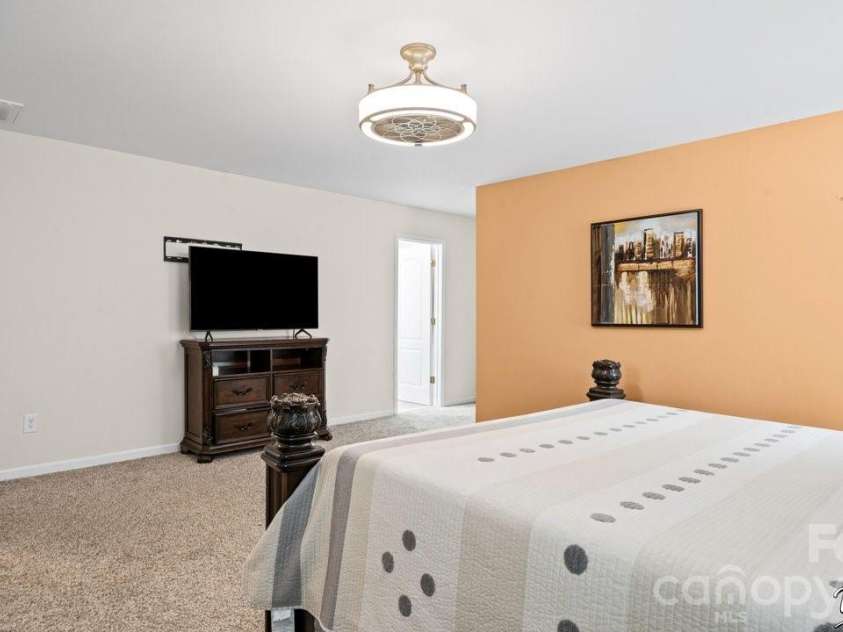 6907 Agnew Drive, Charlotte, NC 28273.  MLS# CAR4364193, YatesRealty ID 10430. 