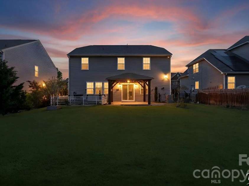 6907 Agnew Drive, Charlotte, NC 28273.  MLS# CAR4364193, YatesRealty ID 10430. 