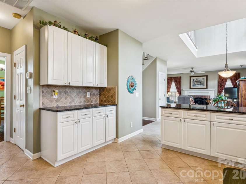 152 Lockerbie Lane, Mooresville, NC 28115.  MLS# CAR4364769, YatesRealty ID 10431. 