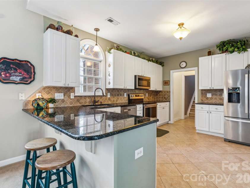 152 Lockerbie Lane, Mooresville, NC 28115.  MLS# CAR4364769, YatesRealty ID 10431. 