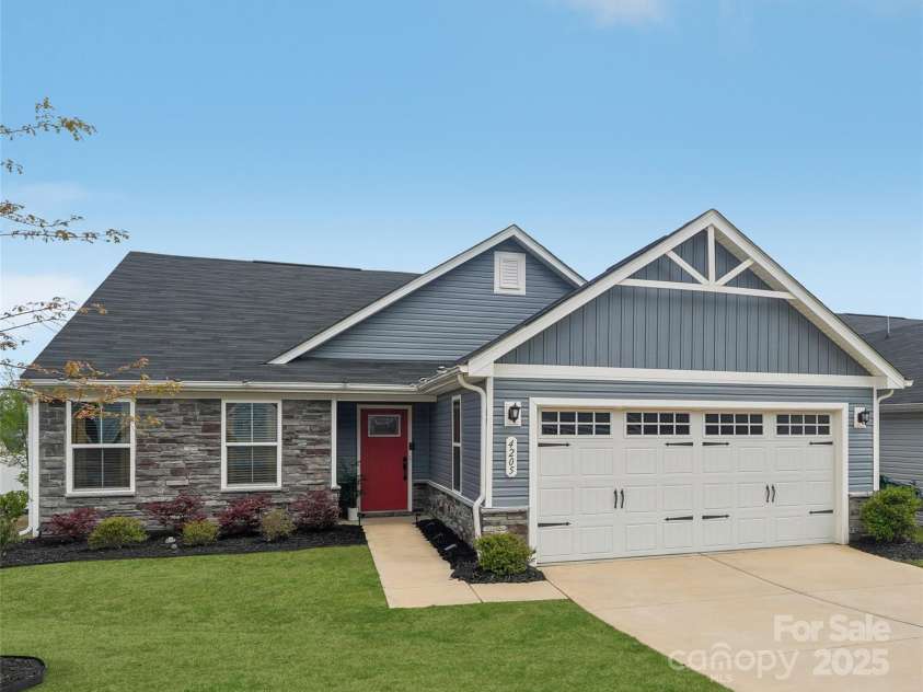 4205 Jones Creek Lane, Charlotte, NC 28215.  MLS# CAR4250689, YatesRealty ID 10431. 