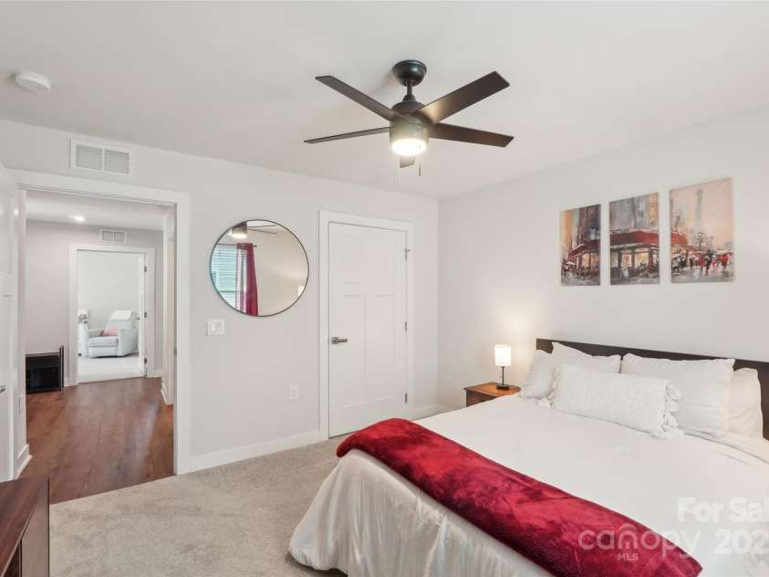 4205 Jones Creek Lane, Charlotte, NC 28215.  MLS# CAR4250689, YatesRealty ID 10431. 