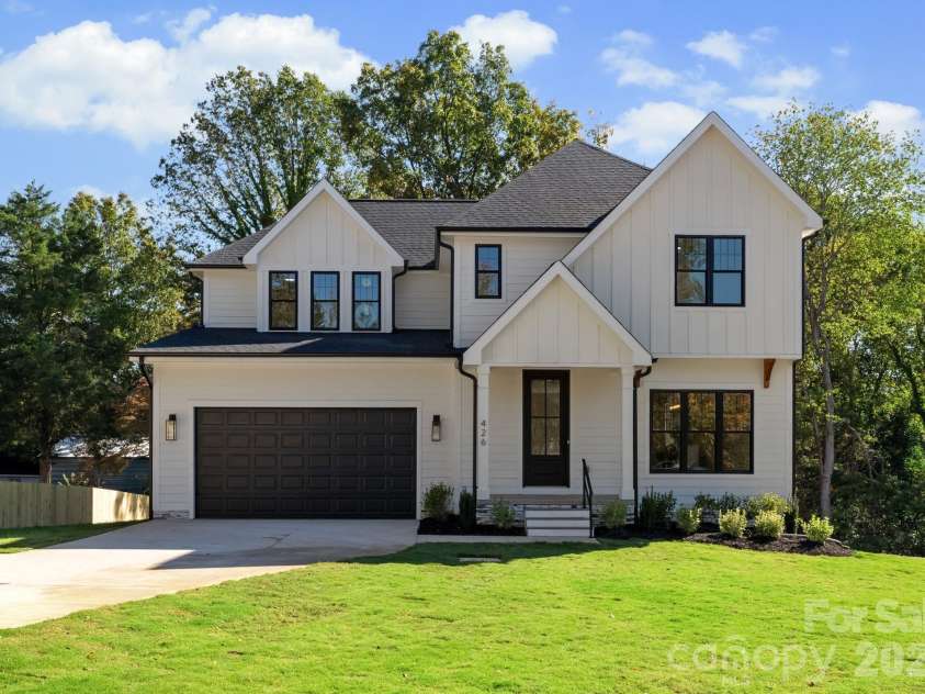 426 Richards Lane, Mooresville, NC 28115.  MLS# CAR4367862, YatesRealty ID 10432. 