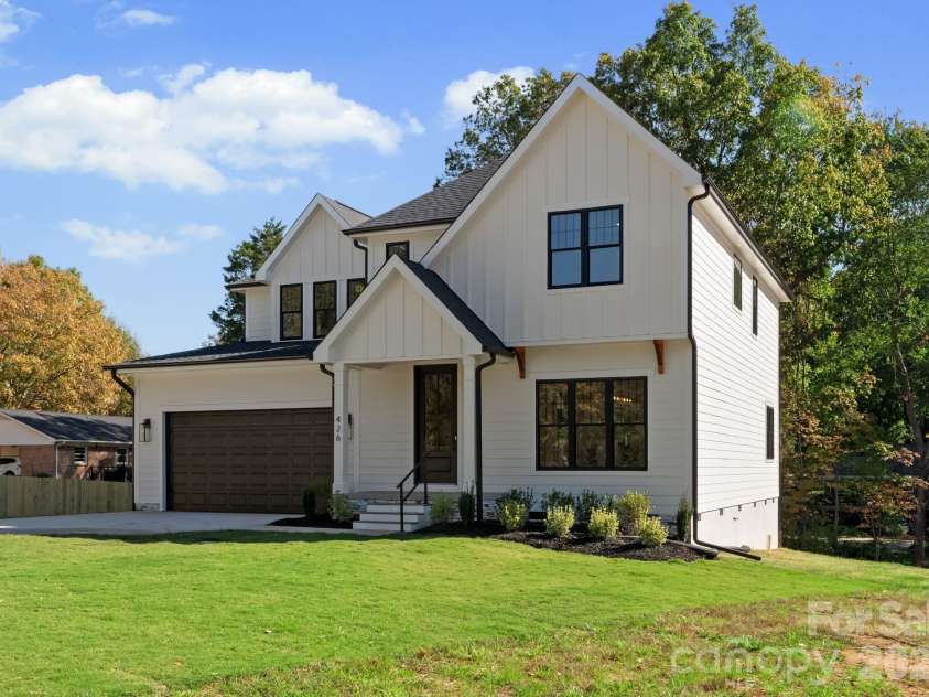 426 Richards Lane, Mooresville, NC 28115.  MLS# CAR4367862, YatesRealty ID 10432. 