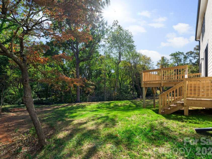 426 Richards Lane, Mooresville, NC 28115.  MLS# CAR4367862, YatesRealty ID 10432. Large Backyard