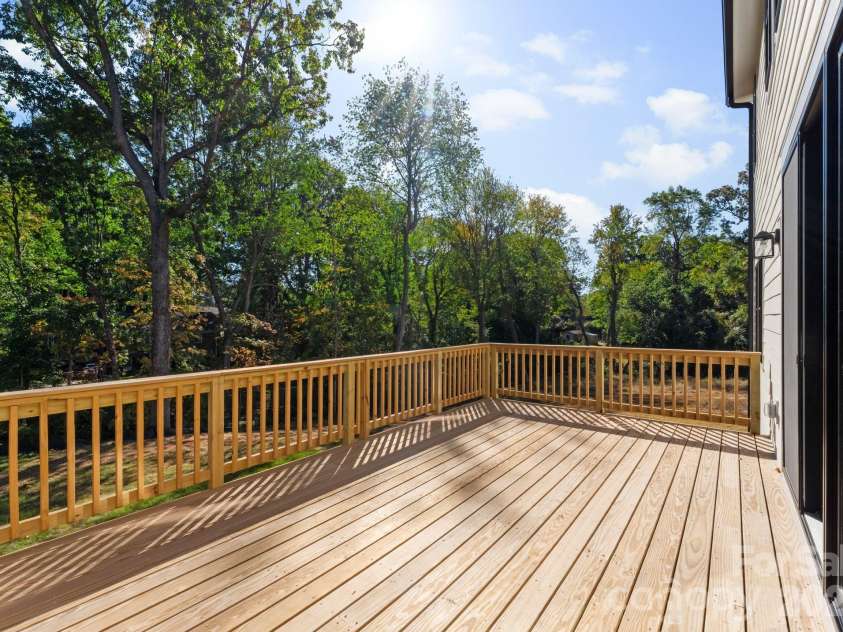 426 Richards Lane, Mooresville, NC 28115.  MLS# CAR4367862, YatesRealty ID 10432. Oversized Back Deck