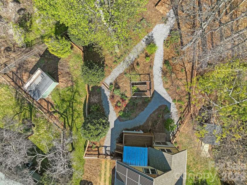429 Pearson Drive, Asheville, NC 28801.  MLS# CAR4364411, YatesRealty ID 10433. 