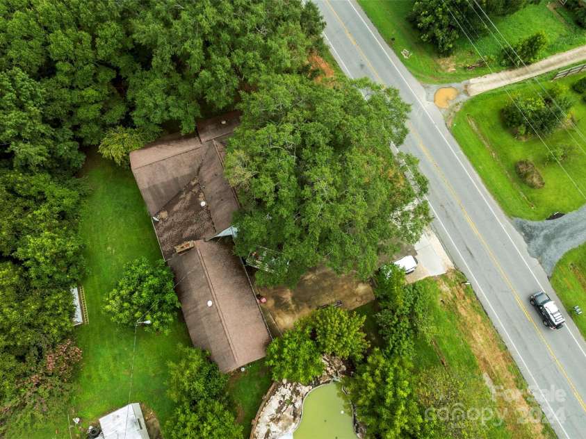 4539 New Hope Road, Gastonia, NC 28056.  MLS# CAR4173520, YatesRealty ID 10433. 