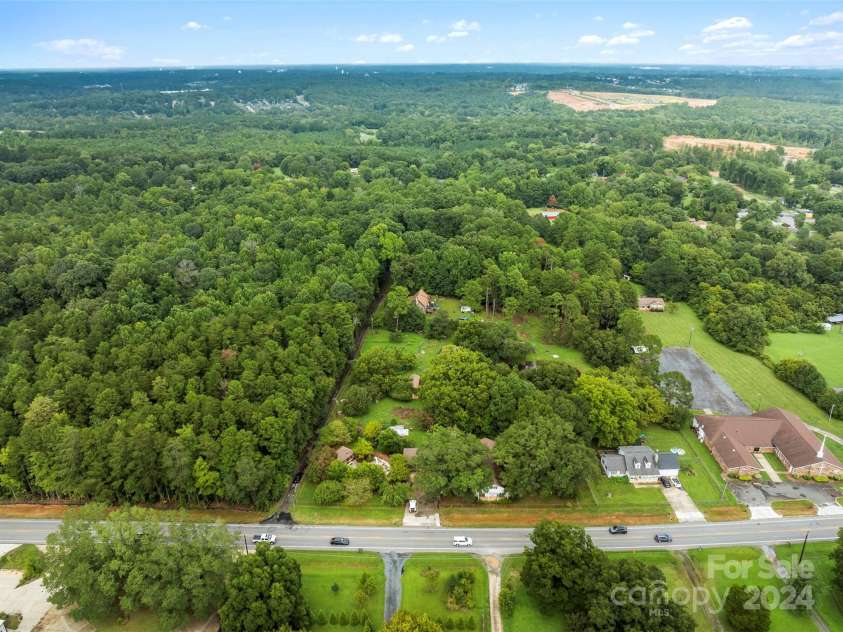 4539 New Hope Road, Gastonia, NC 28056.  MLS# CAR4173520, YatesRealty ID 10433. 