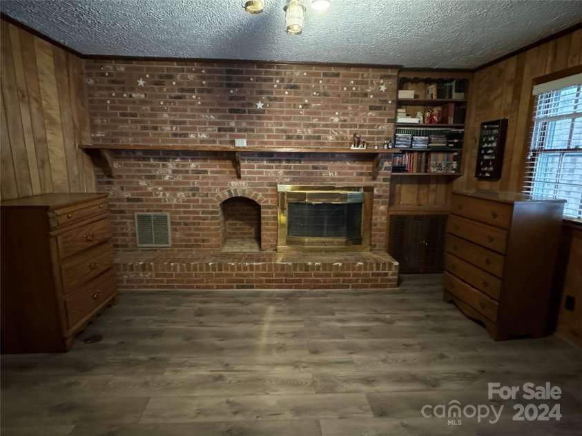 4539 New Hope Road, Gastonia, NC 28056.  MLS# CAR4173520, YatesRealty ID 10433. 