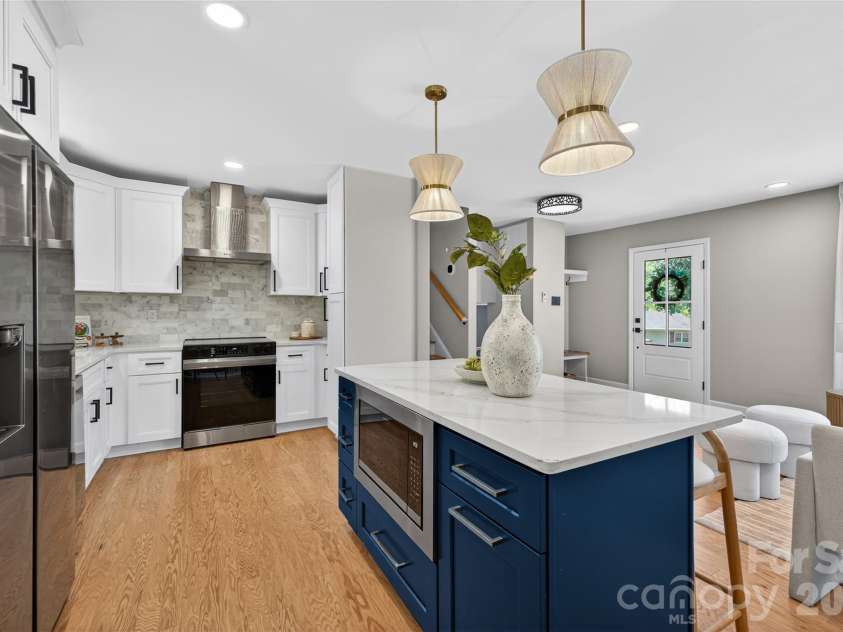 300 Dollar Circle, Charlotte, NC 28270.  MLS# CAR4367558, YatesRealty ID 10434. 
