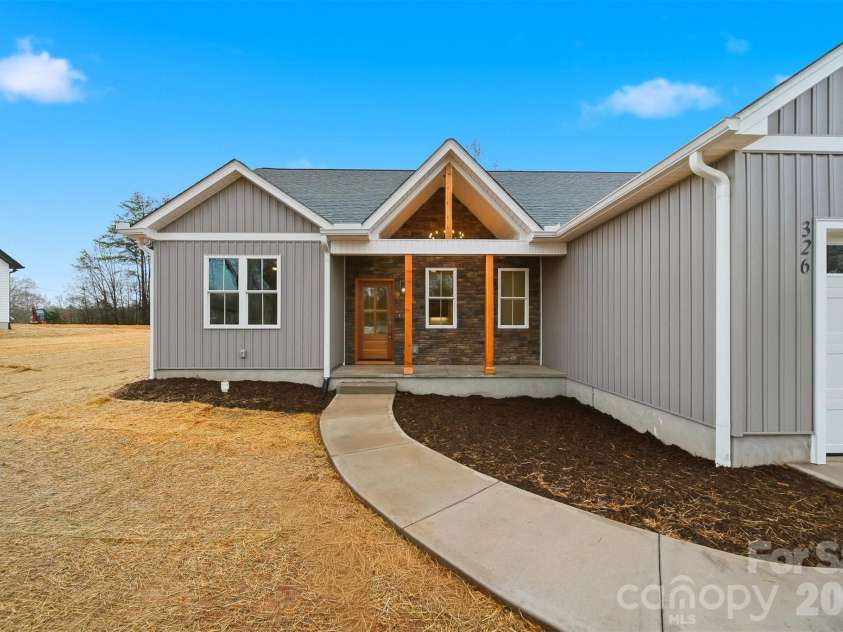 326 Pine Street, Maiden, NC 28650.  MLS# CAR4352170, YatesRealty ID 10436. 