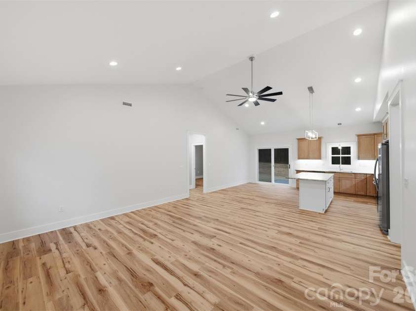 326 Pine Street, Maiden, NC 28650.  MLS# CAR4352170, YatesRealty ID 10436. 
