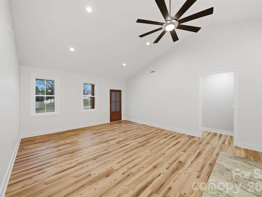 326 Pine Street, Maiden, NC 28650.  MLS# CAR4352170, YatesRealty ID 10436. 