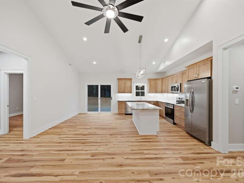 326 Pine Street, Maiden, NC 28650.  MLS# CAR4352170, YatesRealty ID 10436. 