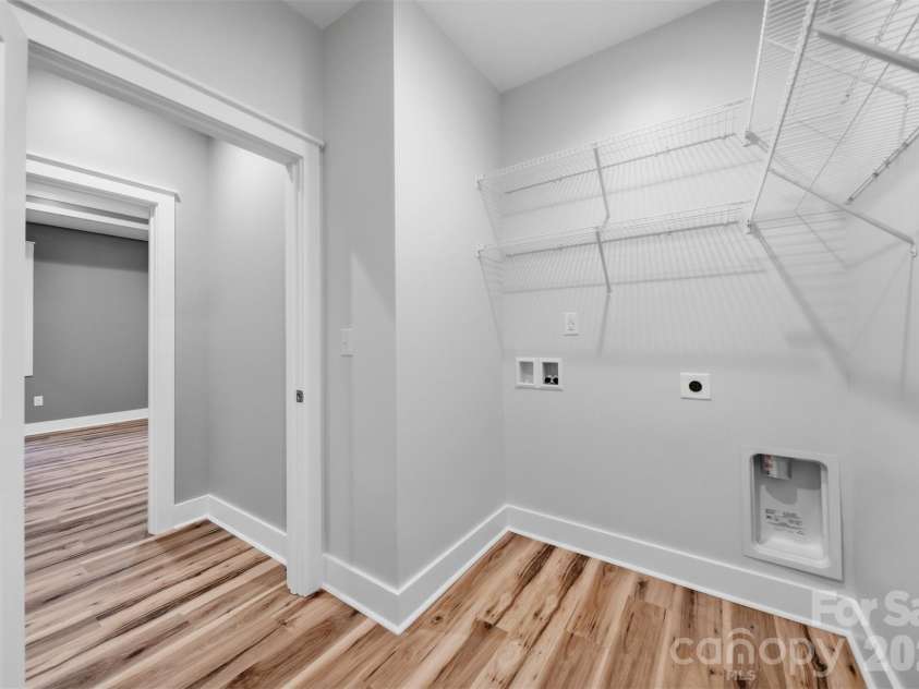 326 Pine Street, Maiden, NC 28650.  MLS# CAR4352170, YatesRealty ID 10436. 