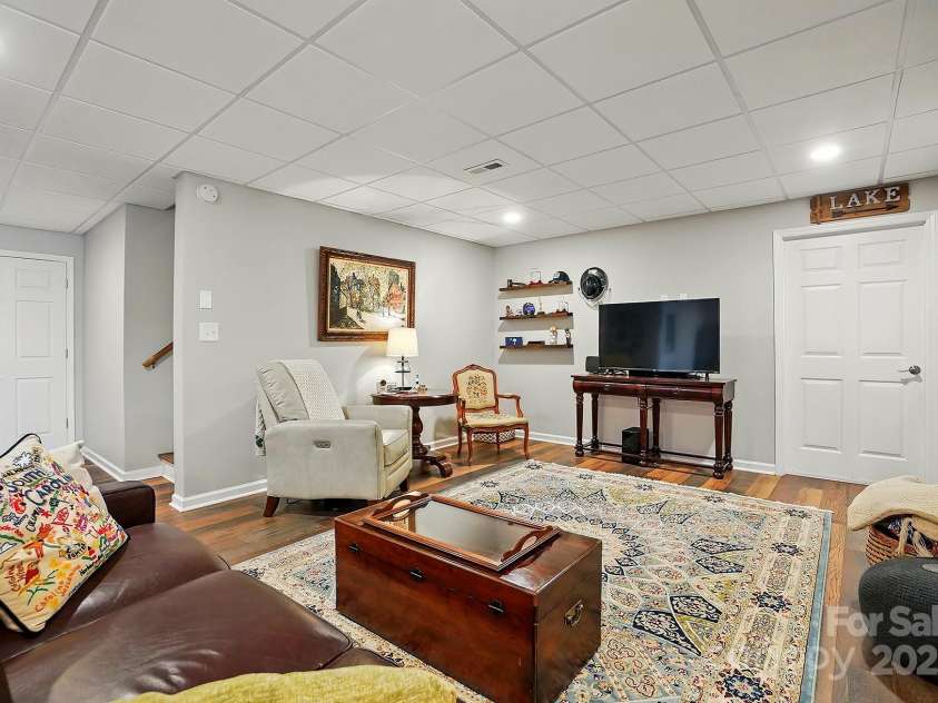 1095 Palmyra Drive, Tega Cay, SC 29708.  MLS# CAR4239770, YatesRealty ID 10437. 