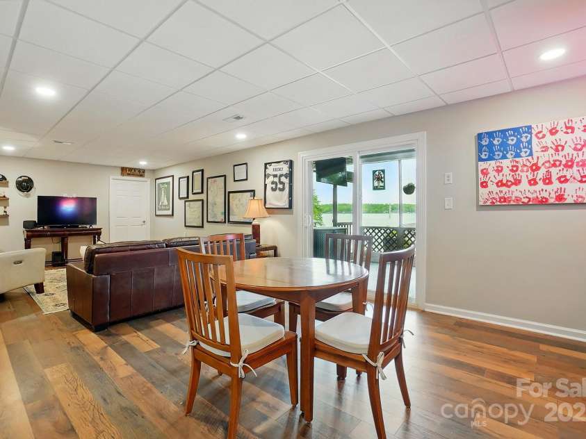 1095 Palmyra Drive, Tega Cay, SC 29708.  MLS# CAR4239770, YatesRealty ID 10437. 