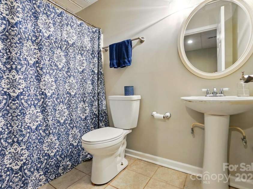 1095 Palmyra Drive, Tega Cay, SC 29708.  MLS# CAR4239770, YatesRealty ID 10437. 