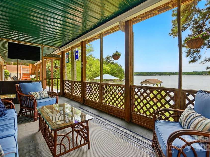 1095 Palmyra Drive, Tega Cay, SC 29708.  MLS# CAR4239770, YatesRealty ID 10437. 