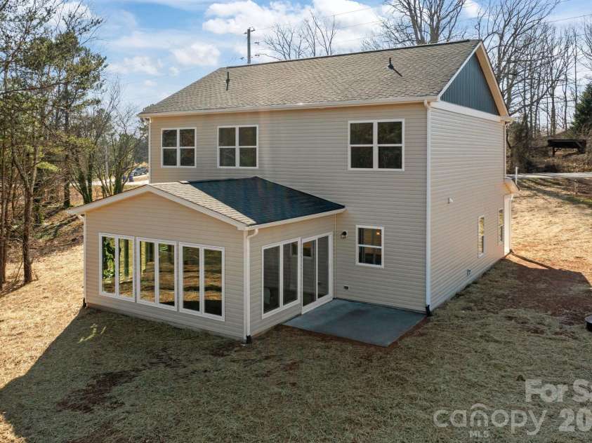 1813 Shuford Road, Lincolnton, NC 28092.  MLS# CAR4331707, YatesRealty ID 10438. 
