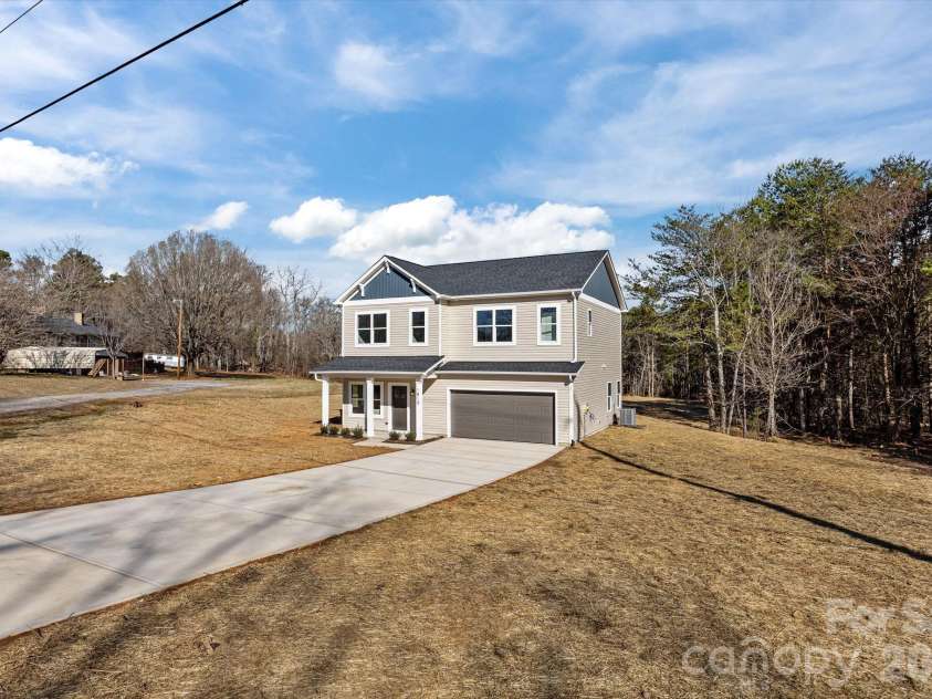 1813 Shuford Road, Lincolnton, NC 28092.  MLS# CAR4331707, YatesRealty ID 10438. 
