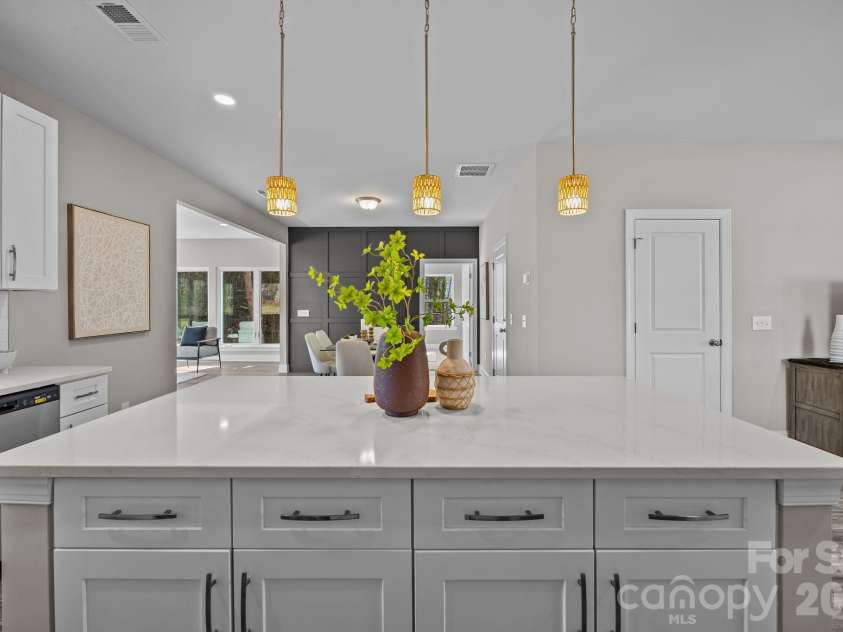 1813 Shuford Road, Lincolnton, NC 28092.  MLS# CAR4331707, YatesRealty ID 10438. KITCHEN