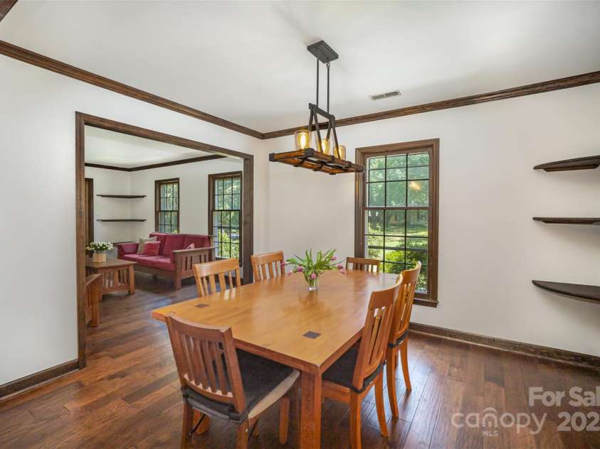 4626 Annerly Court, Charlotte, NC 28226.  MLS# CAR4285772, YatesRealty ID 10438. 