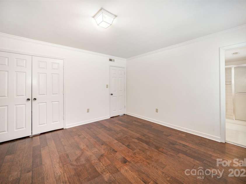 4626 Annerly Court, Charlotte, NC 28226.  MLS# CAR4285772, YatesRealty ID 10438. 