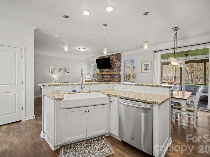 128 Lantern Acres Drive, Mooresville, NC 28115.  MLS# CAR4360318, YatesRealty ID 10439. 